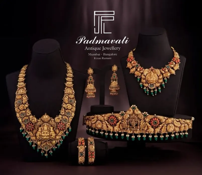Royal Antique Bangle
